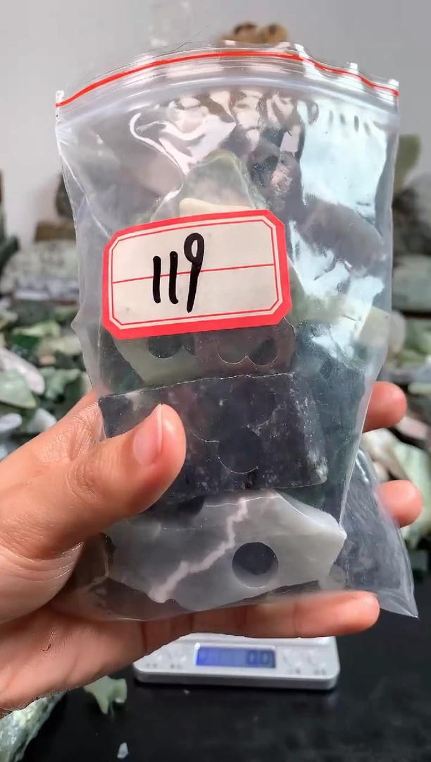 未镶嵌和田玉摆件119