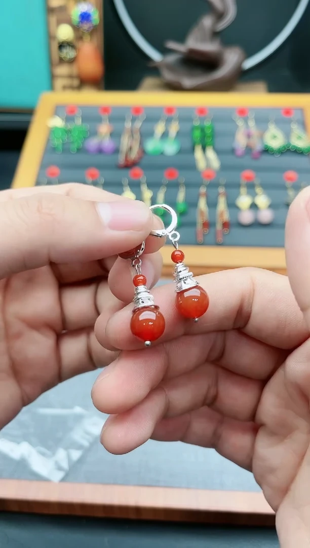 【闪购商品】南红玛瑙耳饰银S925镶嵌南红耳扣