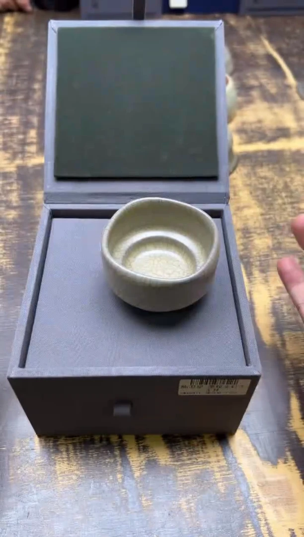 羽*陈卫星墨纹支钉手工杯