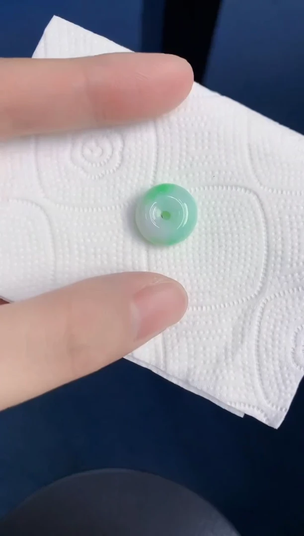 颈饰未镶嵌翡翠天然翡翠缅甸A货