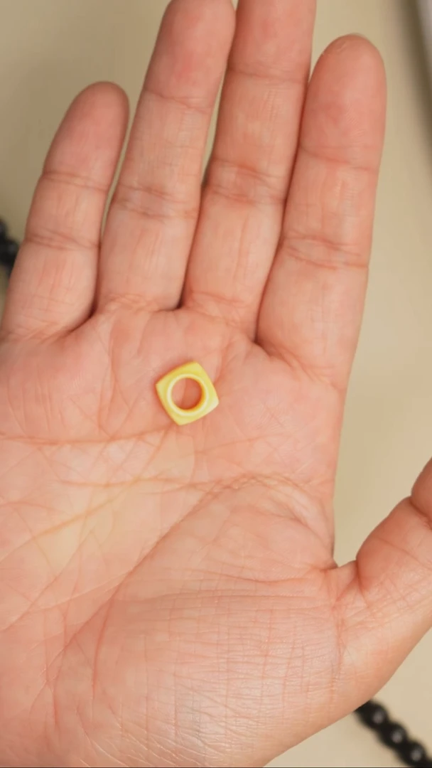 裸石琥珀未镶嵌蜜蜡跑环