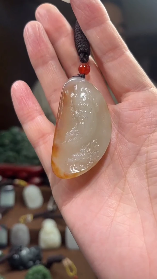 颈饰未镶嵌和田玉·