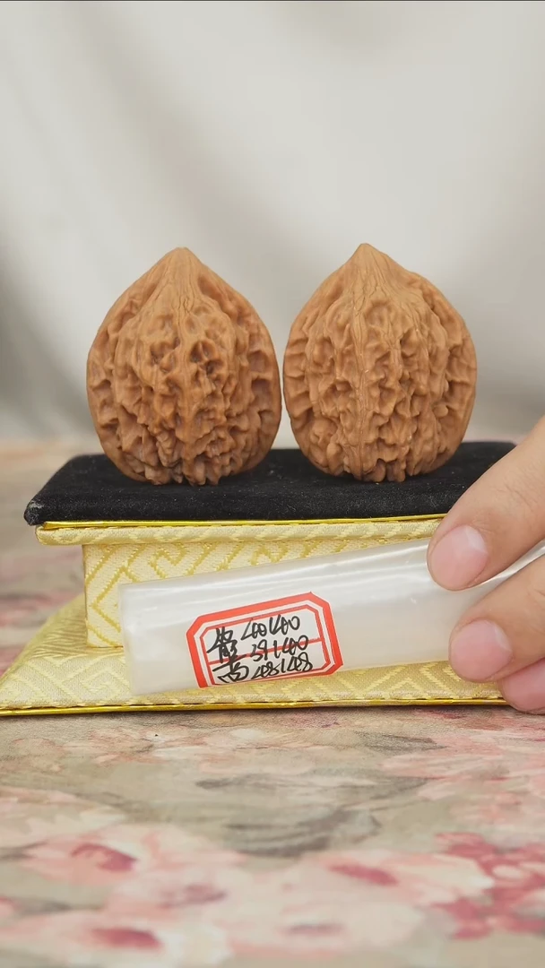 把件文玩核桃鸡心有修