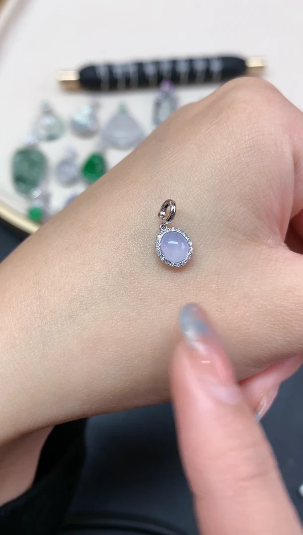 【闪购商品】翡翠吊坠(不含链)18K金镶嵌吊坠A126|980