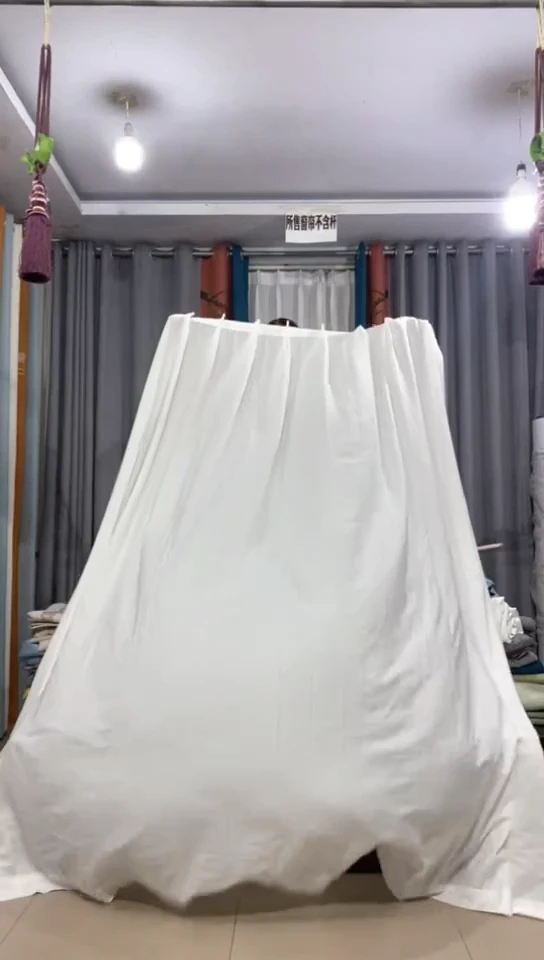 布成品窗帘  83+24