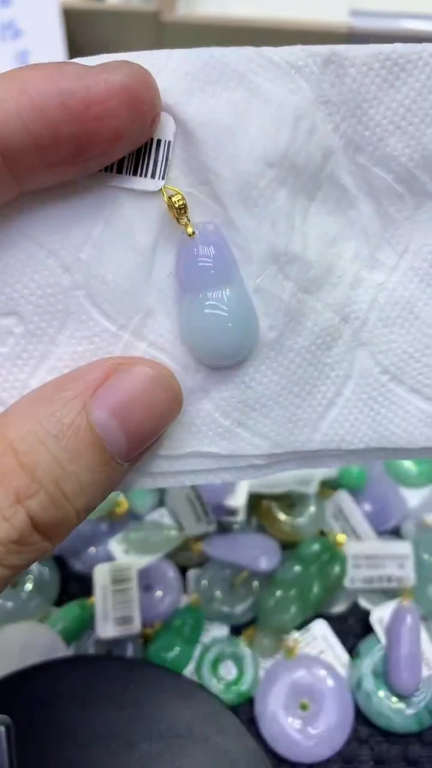 颈饰未镶嵌翡翠天然缅甸A货翡翠