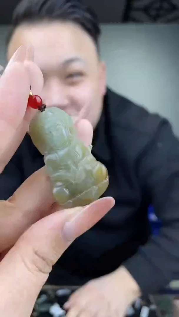 颈饰未镶嵌和田玉拍一发一，多样性发货！