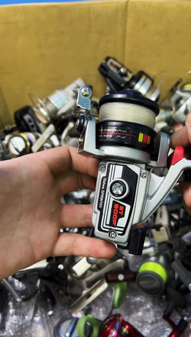 春****O微瑕钓鱼轮，直播间讲解为准，看清楚再拍，如有拆卸不退换