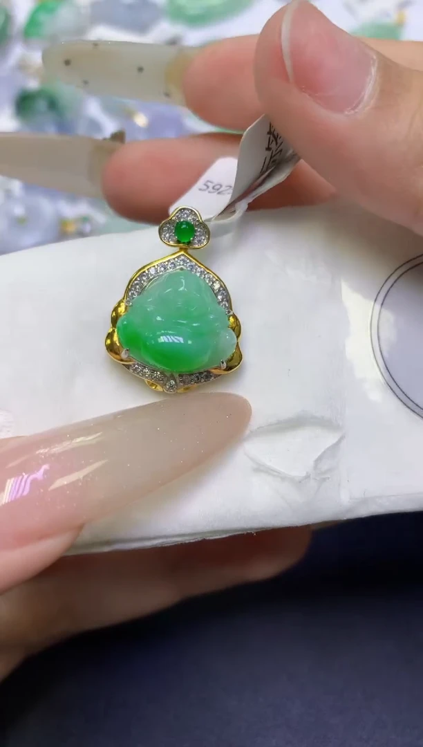 颈饰未镶嵌翡翠天然缅甸翡翠A货百元以上9元证书费自理