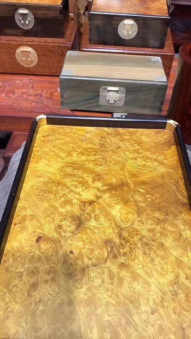 香樟木大茶盘一个