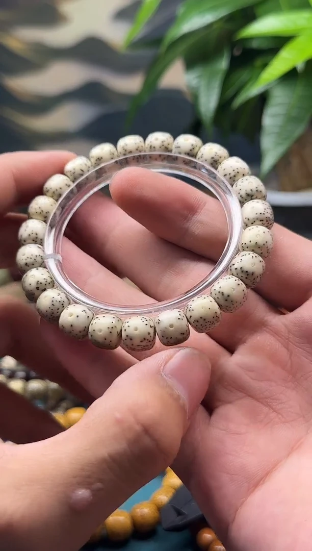 星月菩提手串通体留白尺寸10*9 一物一图130
