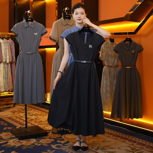 【赫尔温】设计款藏青色时尚收腰显瘦连衣裙DHZFF52103