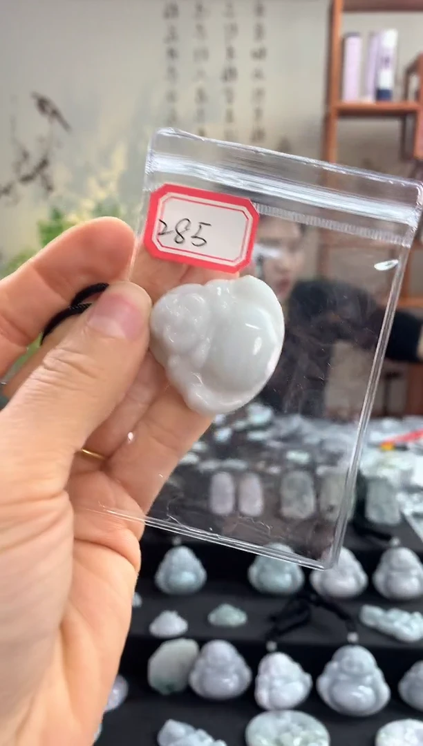 【闪购商品】翡翠颈饰未镶嵌佛公285