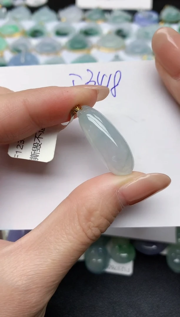 颈饰未镶嵌翡翠天然缅甸A货翡翠百元以上9元证书费自理