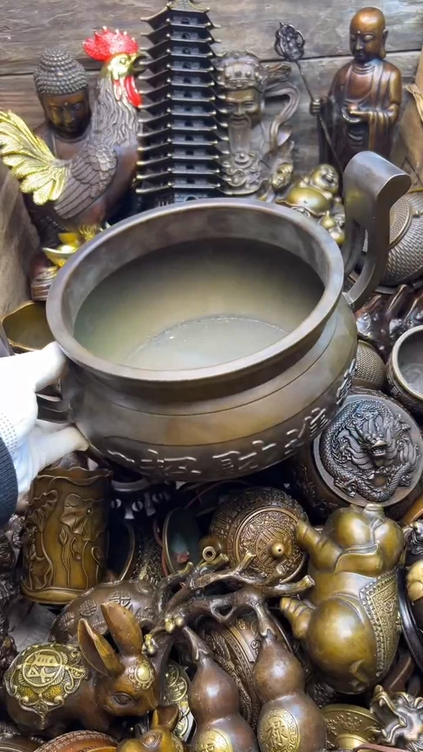 精美铜器，点击下单