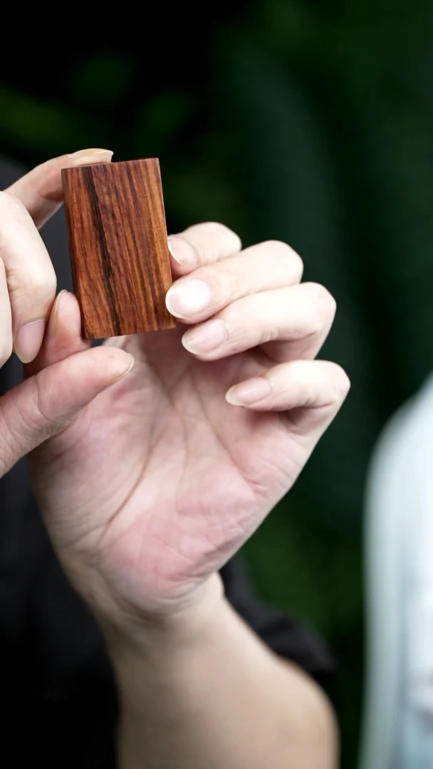 黄花梨/降香黄檀把件黄花梨 牌子