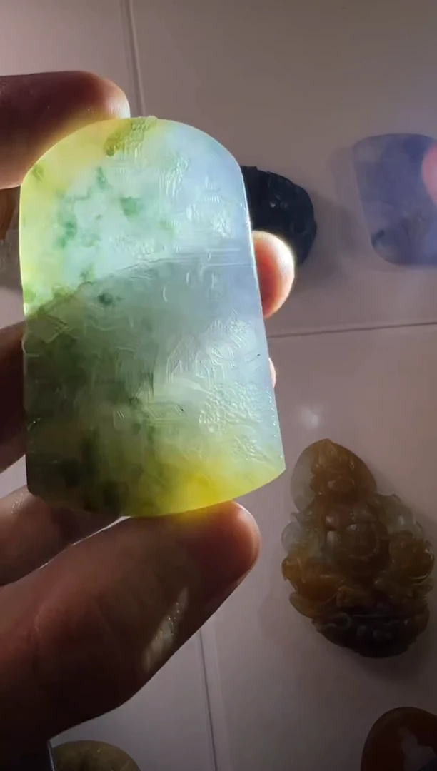 未镶嵌定制翡翠挂件