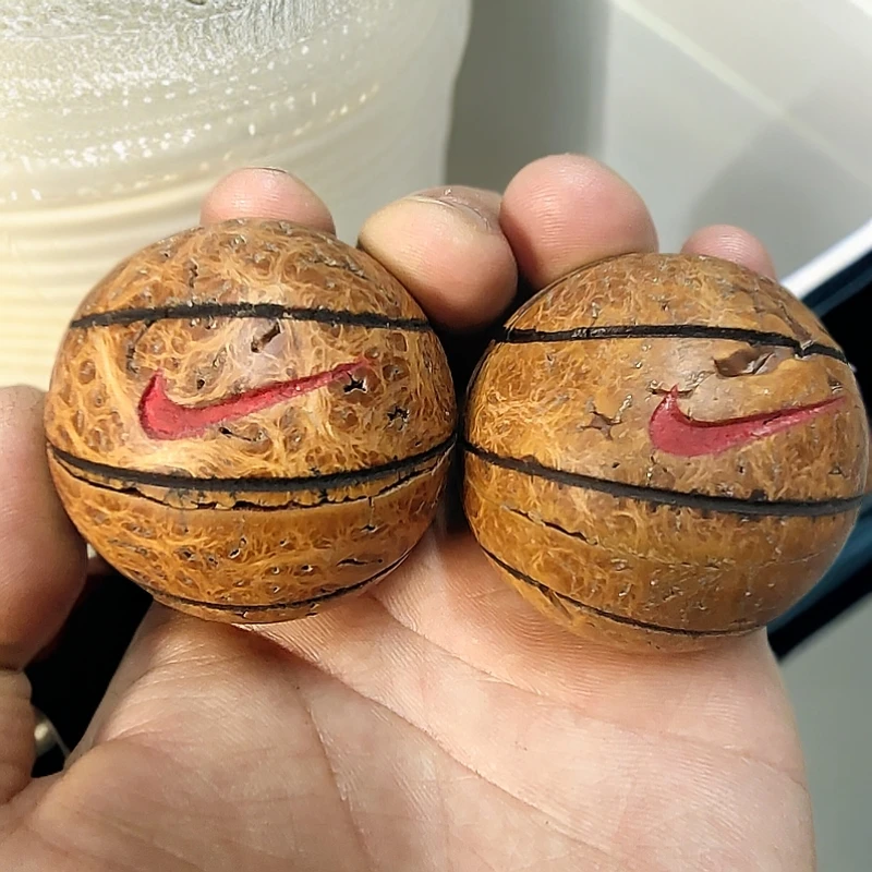 三瓣脑纹大金刚雕刻蓝球正圆光珠颗颗正圆大尺寸蓝球光珠包浆上色