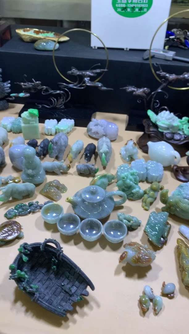 未镶嵌摆件翡翠用****3翡翠摆件