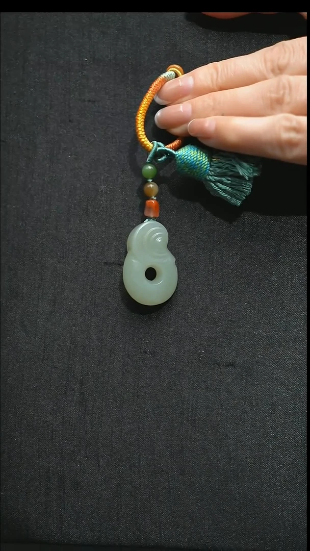 颈饰未镶嵌和田玉自**光颈饰 未镶嵌 和田玉 自*光