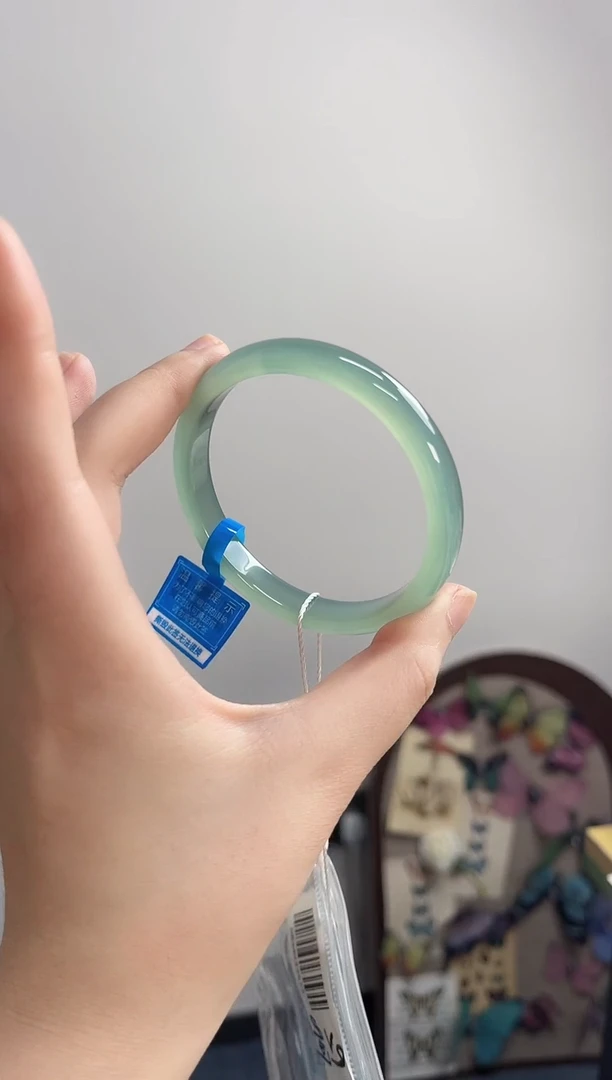 玛瑙/玉髓手镯未镶嵌57-58圈