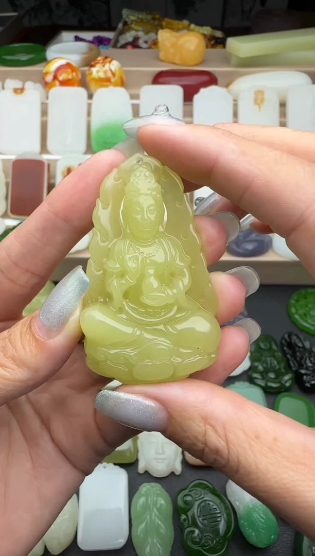 和田玉未镶嵌挂件