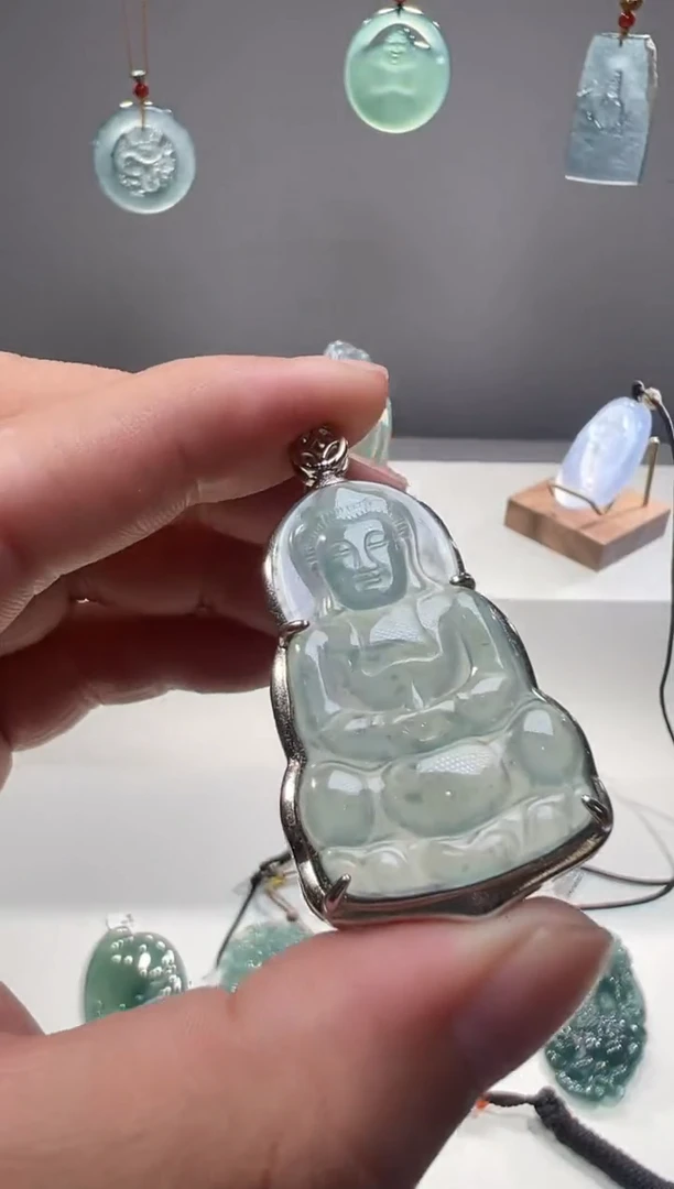吊坠(不含链)未镶嵌翡翠观音-多样性发其一