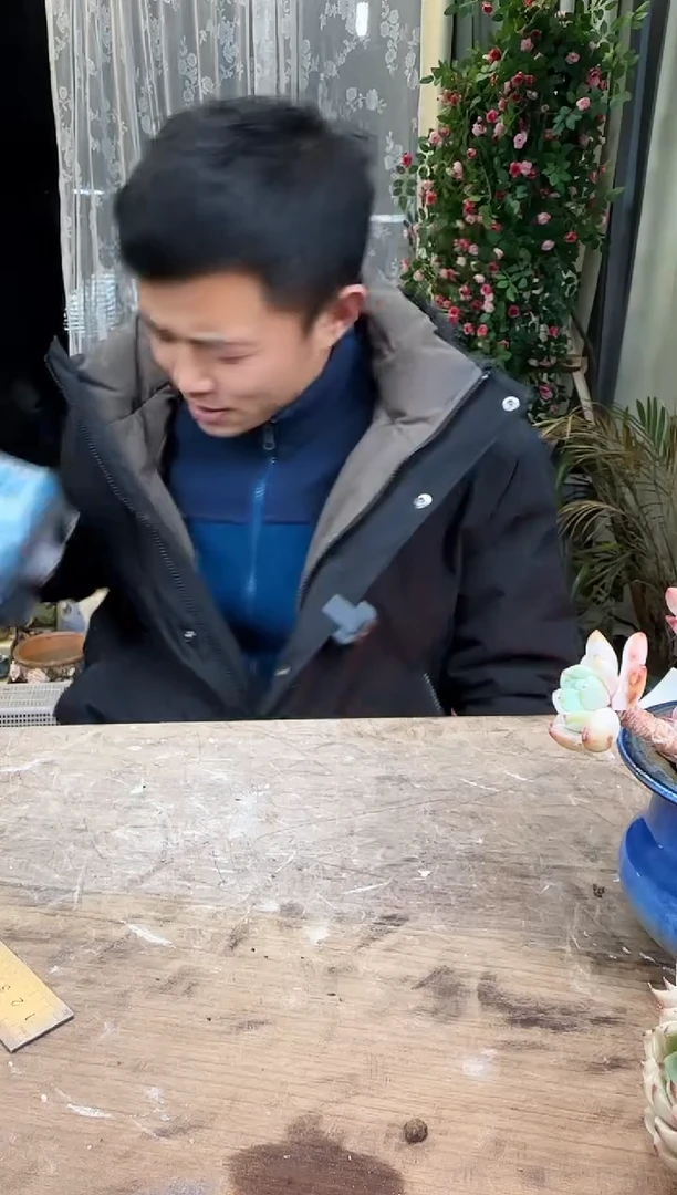 【闪购商品】陶瓷787青铜捏花方大长腿重工1个微瑕