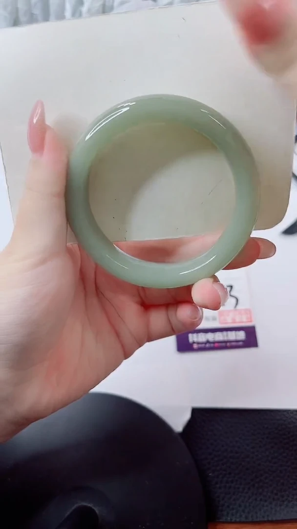 未镶嵌手镯石英质玉多样性发货V143