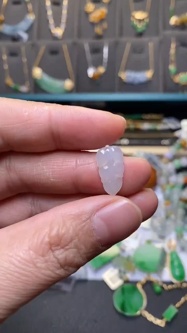 颈饰未镶嵌翡翠40545