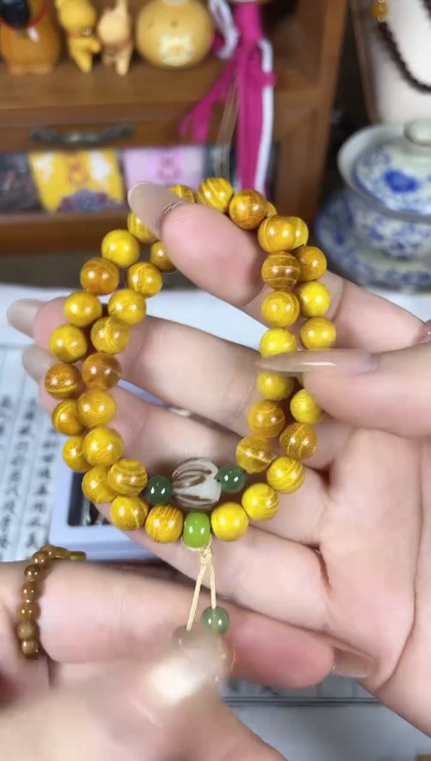 非洲檀香手串/手链菩提木质玉石手串/多发性其一/不带盒子