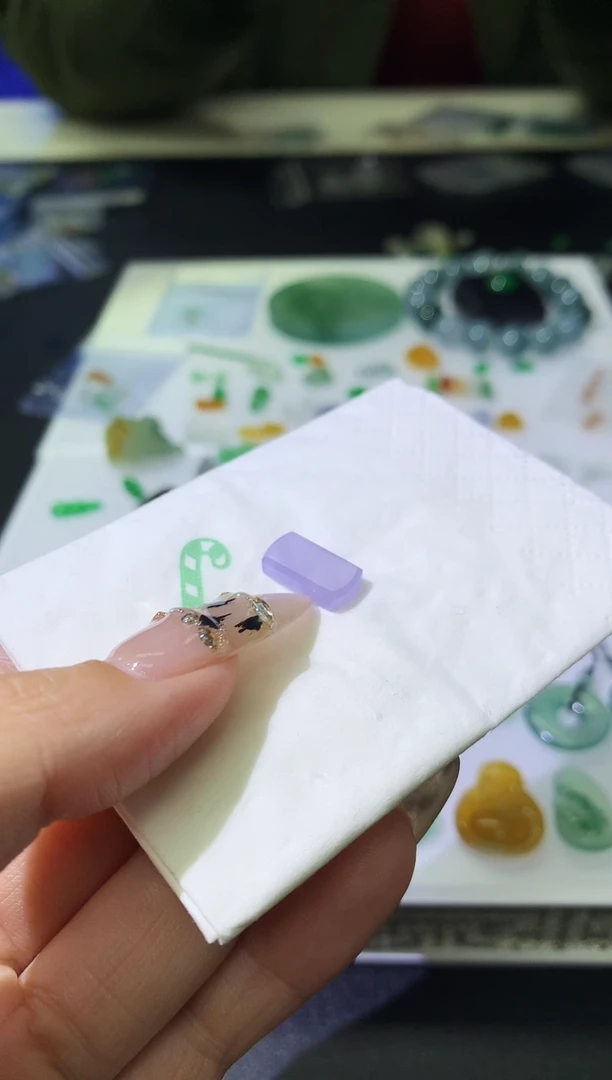 未镶嵌定制翡翠毛货  12.4-6.4-3.1