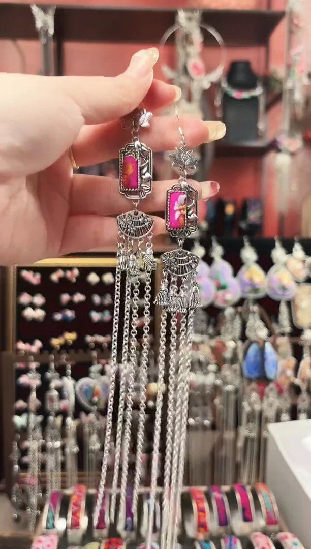 织绣民族风非遗老绣饰品203