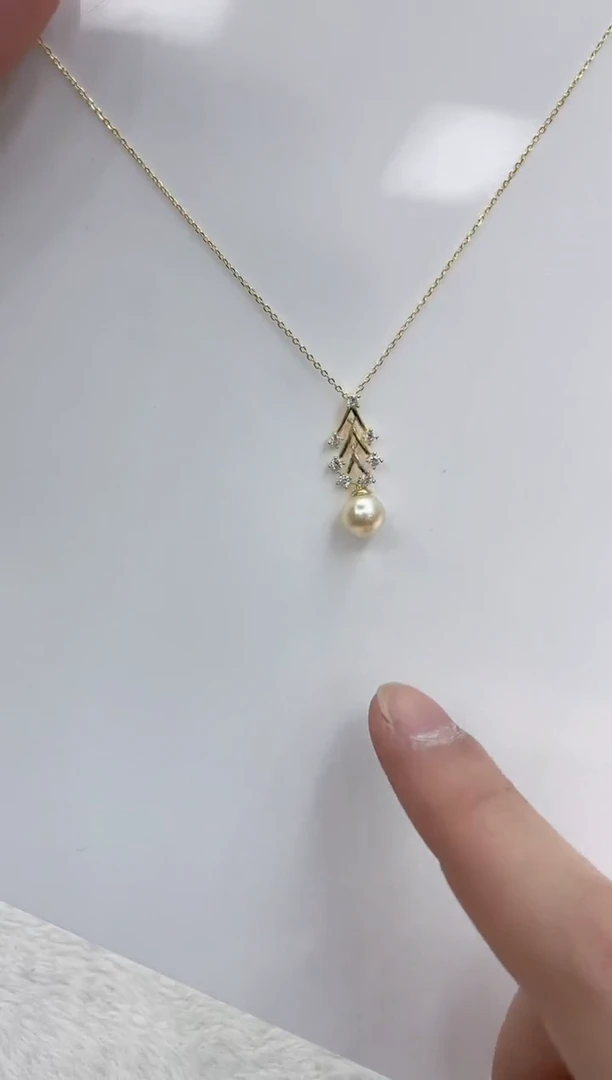 【闪购商品】海水珍珠颈饰银S925镶嵌海水珍珠项链