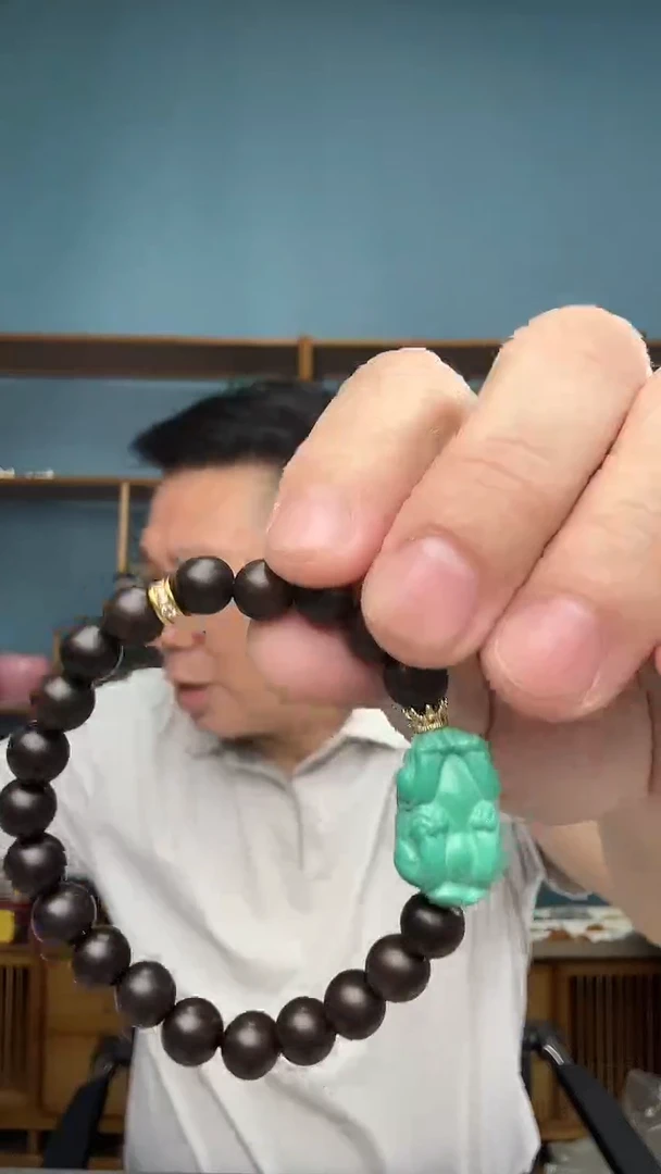 裸石琥珀未镶嵌32（有瑕介意勿拍）