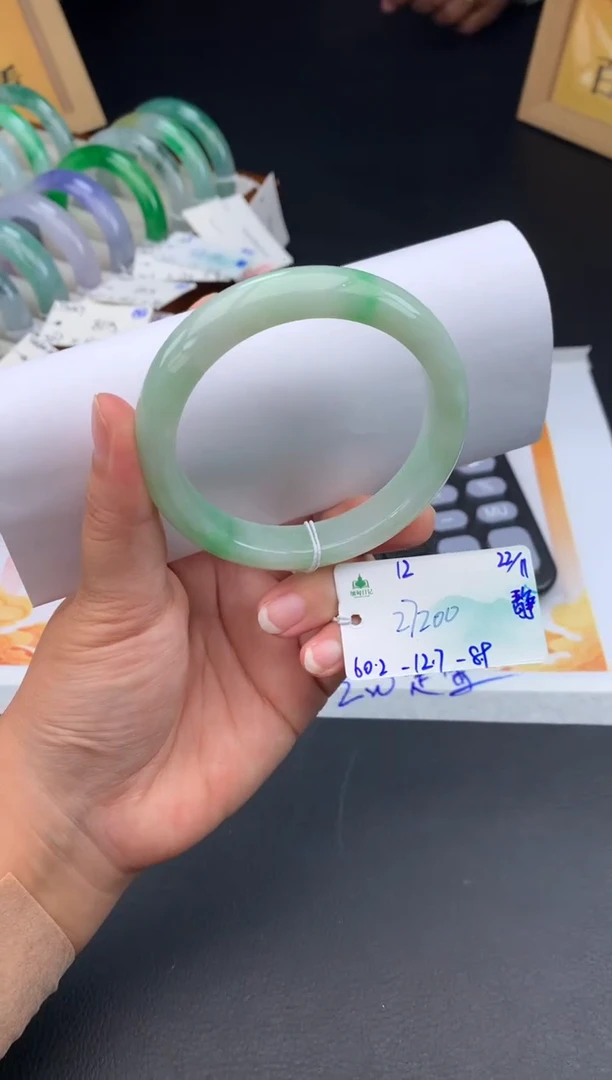 未镶嵌手镯翡翠翡翠自带#送人#，假一赔三