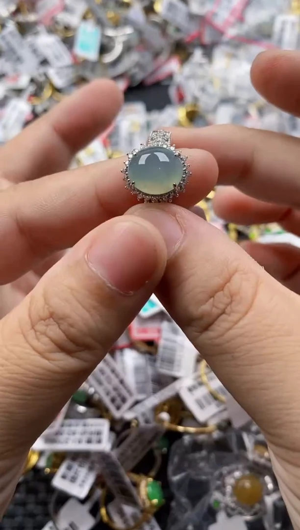 银S925镶嵌戒指翡翠888     1