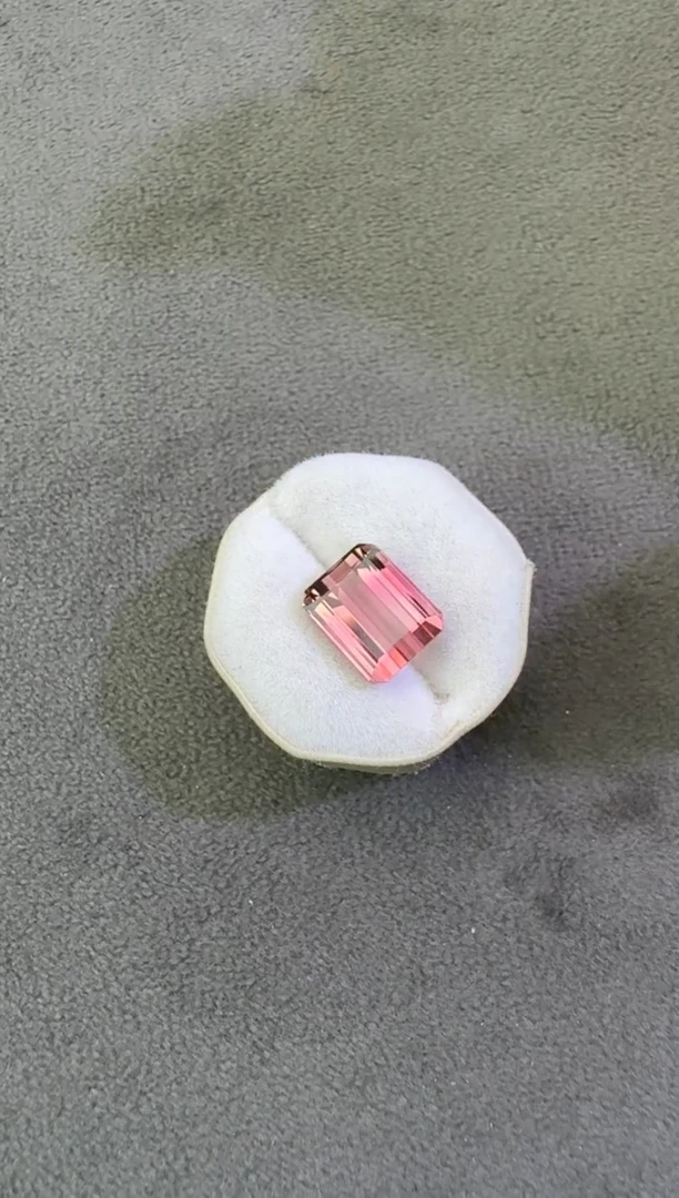 未镶嵌珠宝半成品碧玺3.6ct