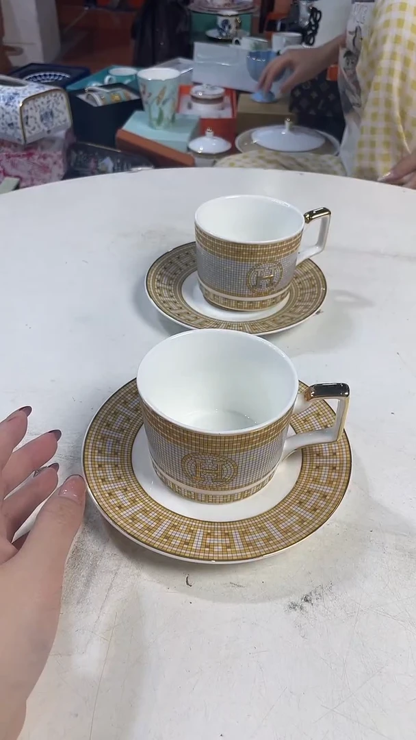 杯鸿辉家品牌瓷器，京东包邮！