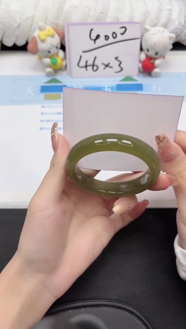 未镶嵌手镯石英质玉61-56