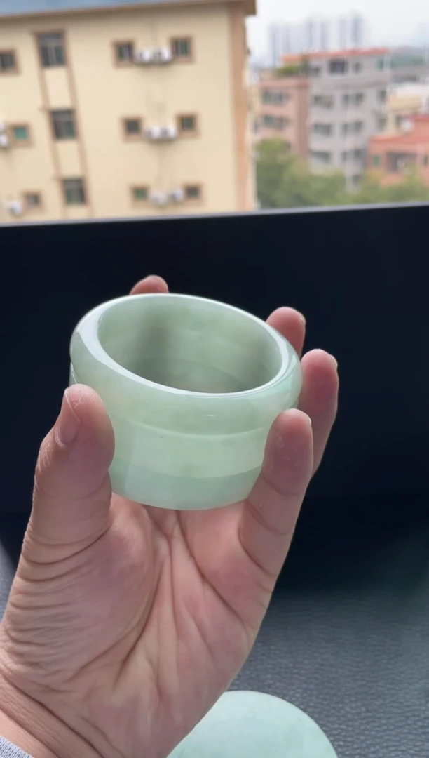 未镶嵌手镯定制翡翠?****r手镯DDJ发一件