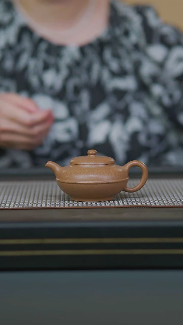茶壶紫砂09-半手段泥合欢150cc