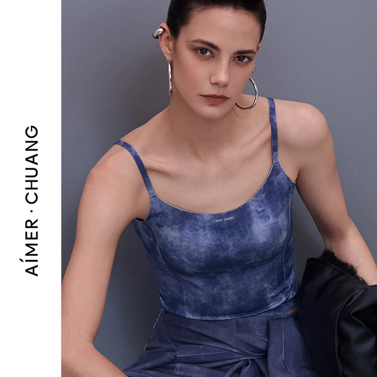 AIMER CHUANG以爱之名-游牧园领无托细肩带打底背心CA722111