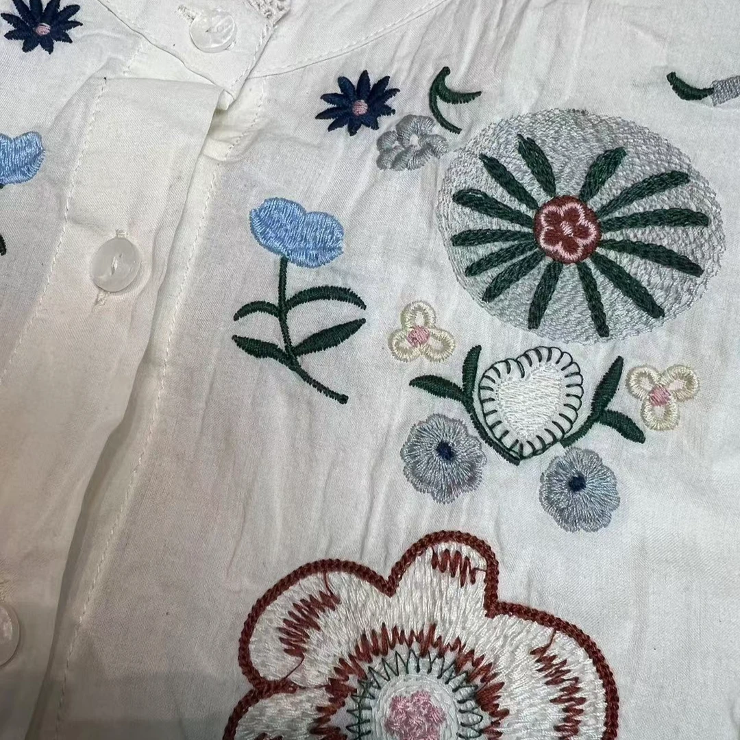 【圆领小花边绣棉纱衬衫】9244