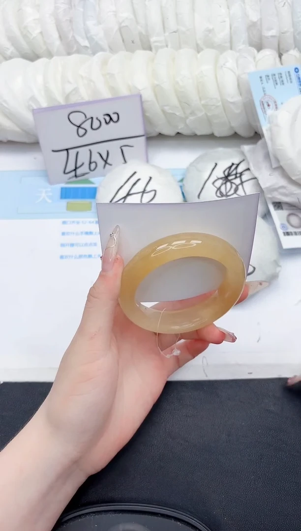 石英质玉手镯未镶嵌145-56