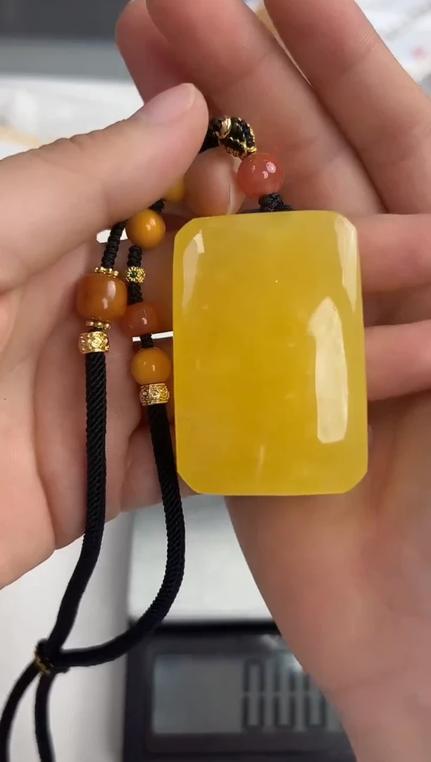 裸石琥珀未镶嵌琥珀蜜蜡吊坠