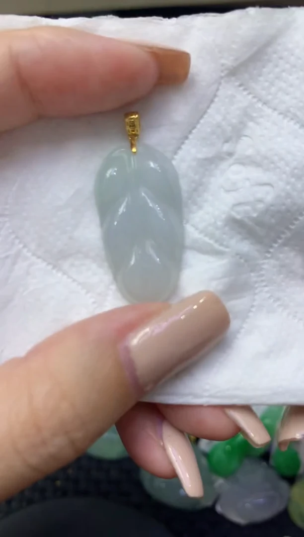 颈饰未镶嵌翡翠天然缅甸翡翠A货