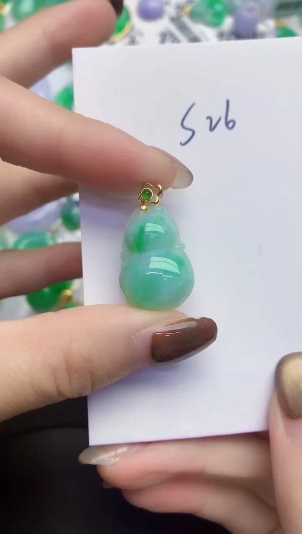 颈饰未镶嵌翡翠缅甸天然翡翠A货
