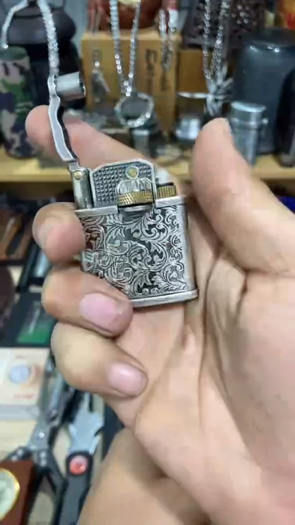 瓷片闪购商品  如图所示