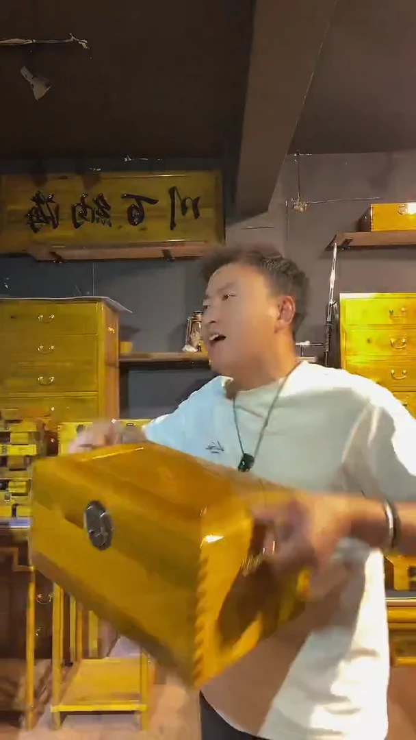 金丝楠金丝楠木制品大号彩礼箱40.26.18